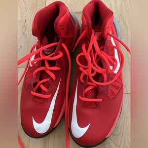 Nike Basketball Shoes size 7.5